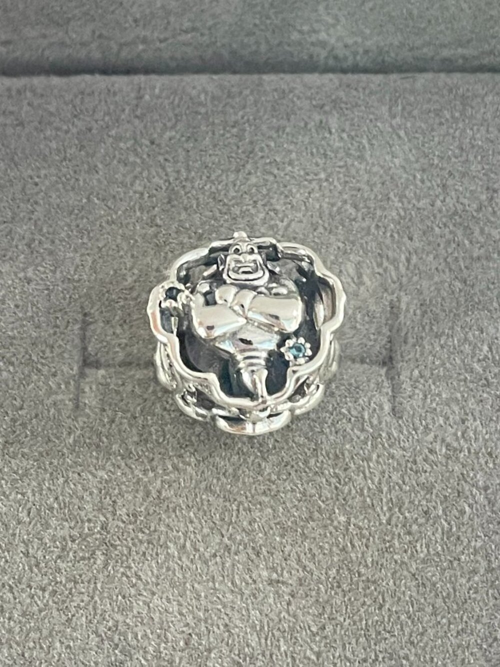 Pandora Disney Aladdin, Princess Jasmine & Genie Glow-in-the-dark Charm